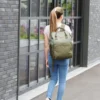 LIINI sac à dos à langer olive