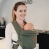 Porte-bébé LIINI olive pour nouveau-nés à partir de 3,5 kg Porte-bébé LIINI olive pour nouveau-nés à partir de 3,5 kg