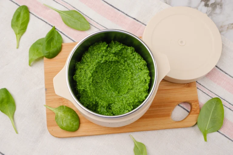 Purée d'épinards aux petits pois pour bébé