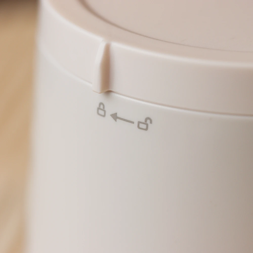 Coperchio con serratura LIINI 3.0 bianco Coperchio con serratura LIINI 3.0 bianco