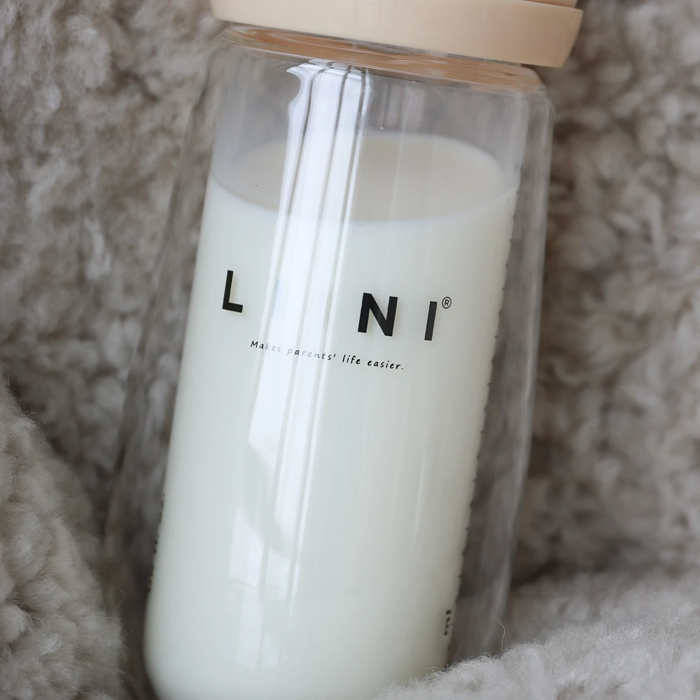 LIINI Babyflasche mit Bruststruktur-Sauger