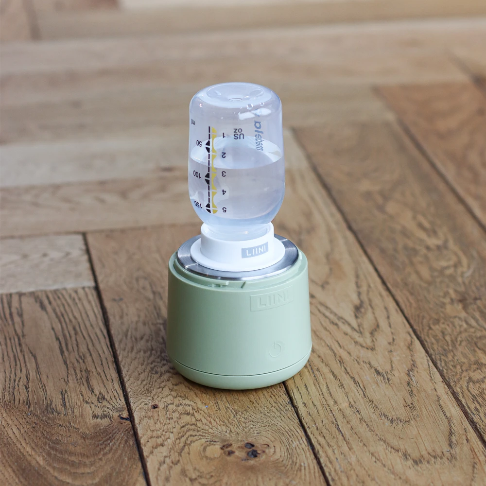 LIINI 4.0 Flaschenwärmer mit Medela Babyflasche