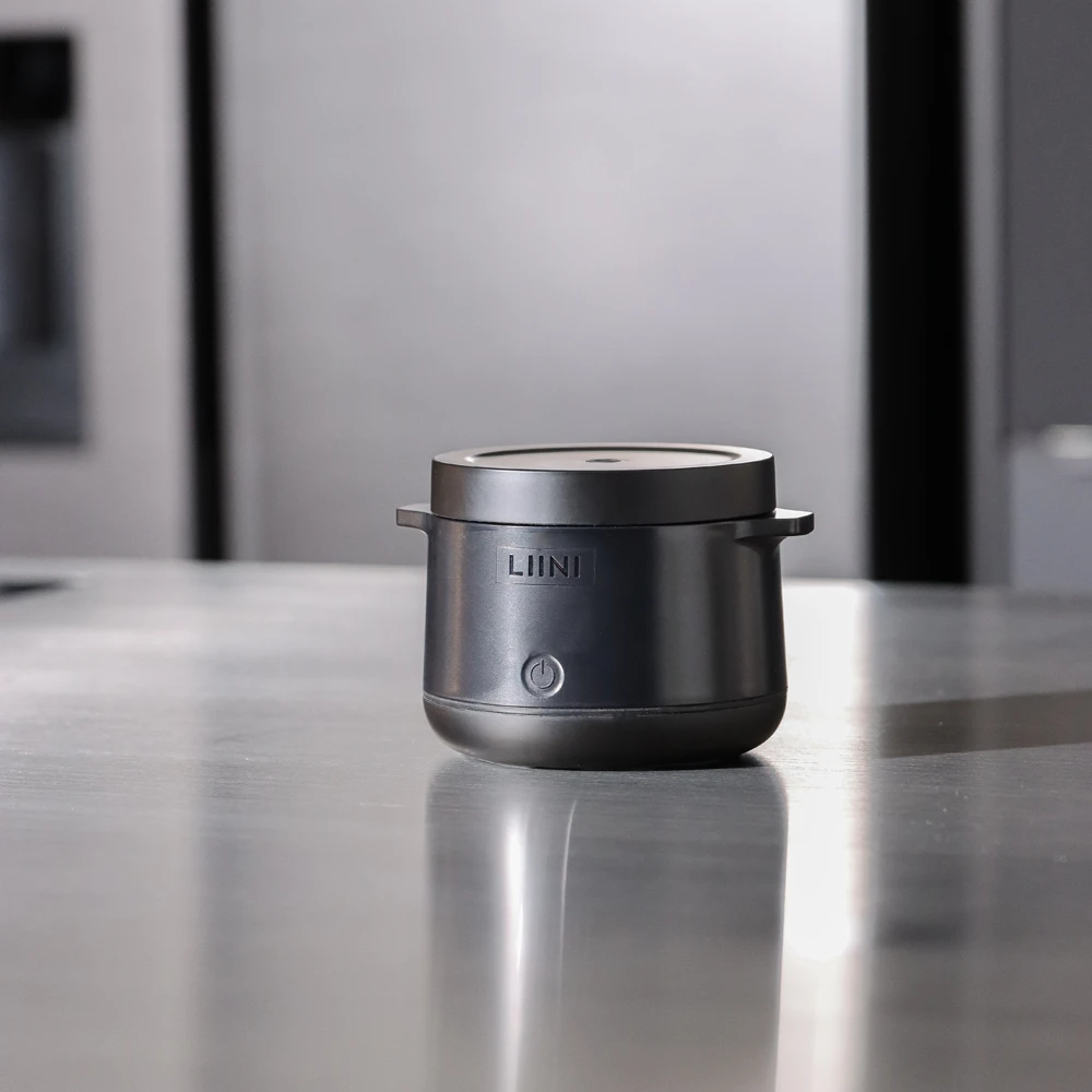 LIINI 2.0 Breiwärmer schwarz für Babybrei und Beikost LIINI 2.0 Breiwärmer schwarz für Babybrei und Beikost